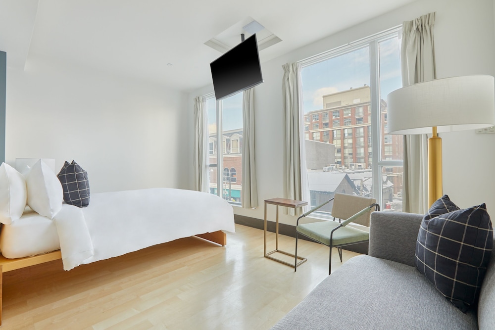 The Beverley Hotel 43/60