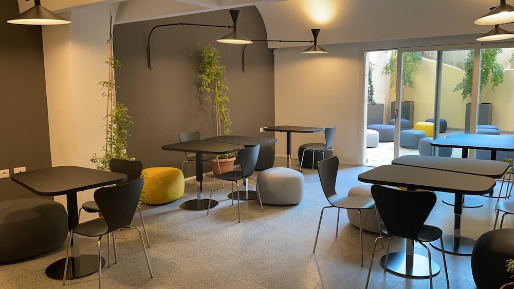 Camplus Hotel Roma Centro 37/45