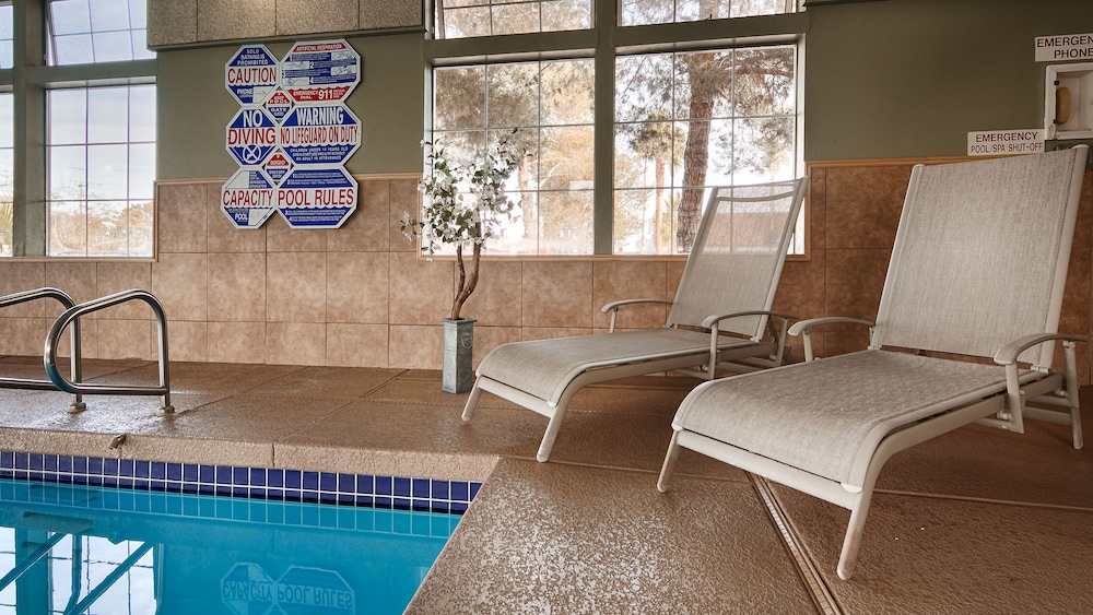 swimming pool spa