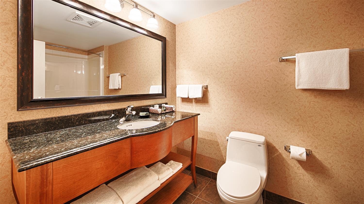 Best Western Sicamous Inn 28/30