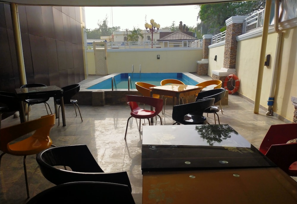 Immaculate Platinum Luxury Resorts 21/32
