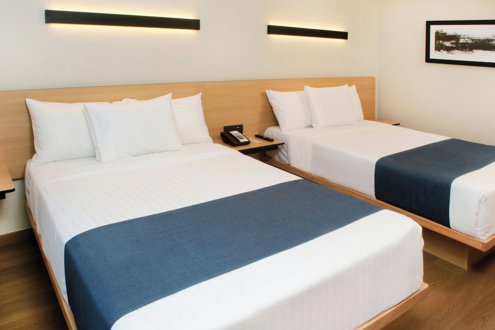 City Express by Marriott Reynosa 24/65