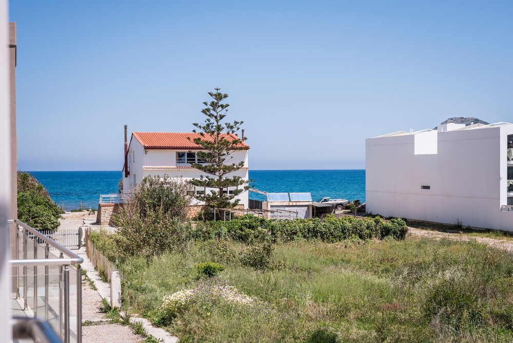 Athina Apartments 34/41