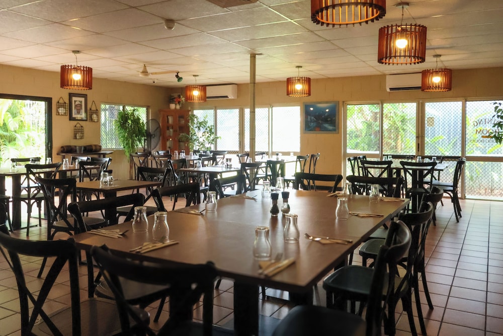 Wongai Beach Hotel 55/75