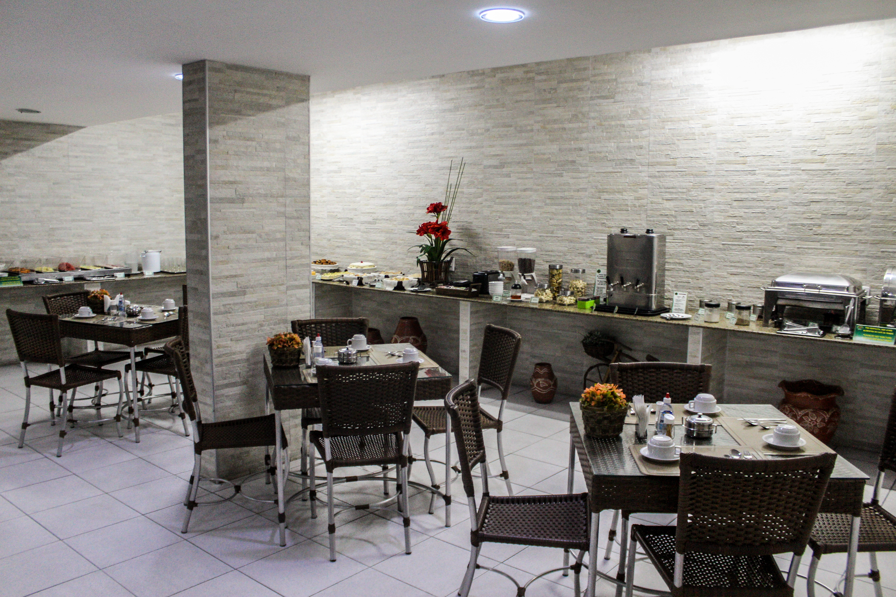 Abrolhos Praia Hotel 31/40