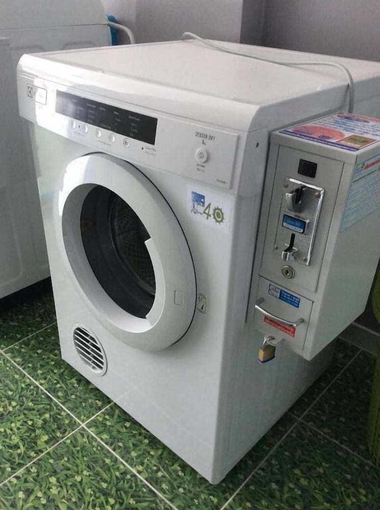 R2 Apartment Service 27/50