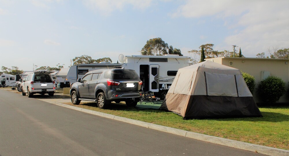 BIG4 Hobart Airport Tourist Park Hotel 35/48