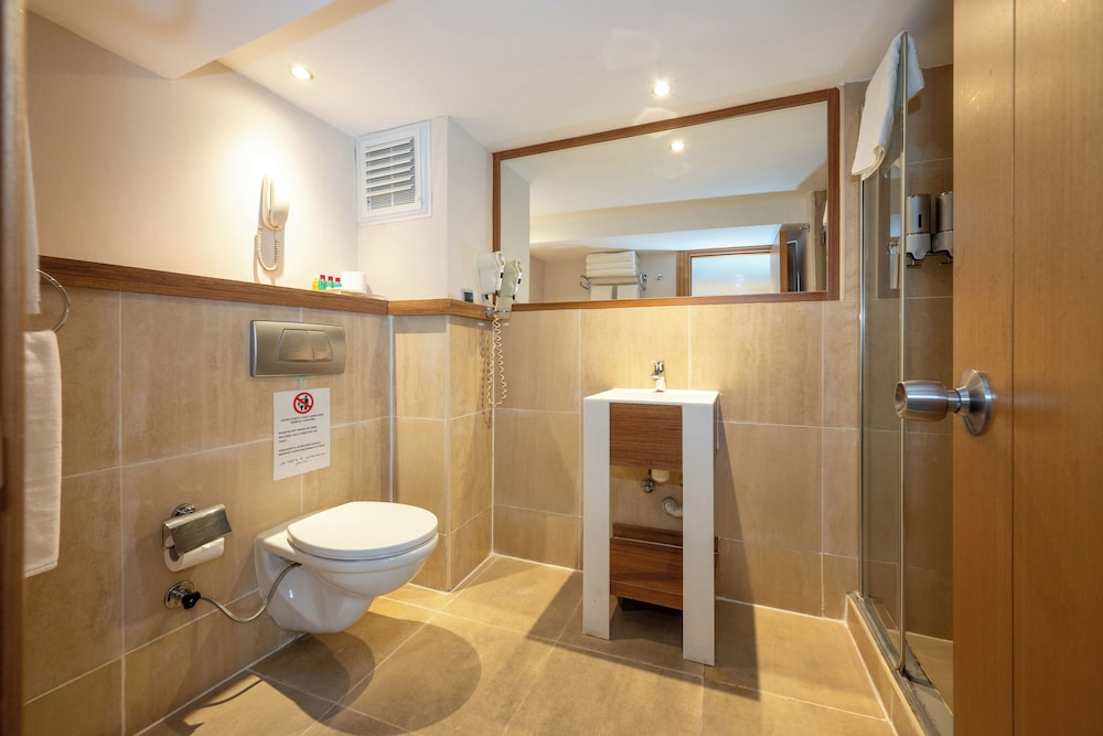 Klas Hotel 48/50