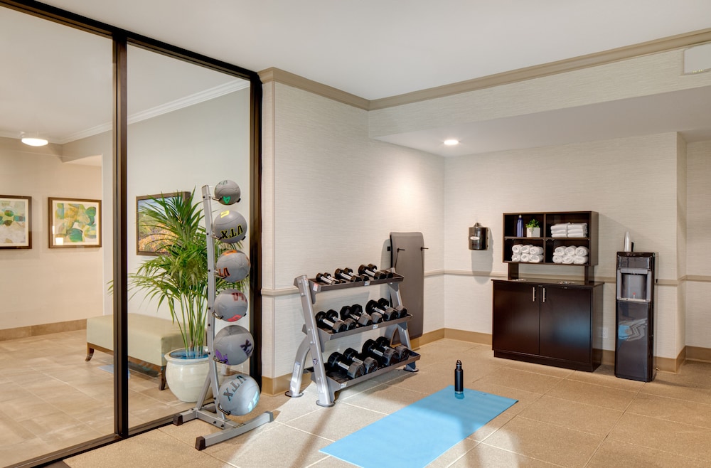 Ayres Inn Corona East 25/46