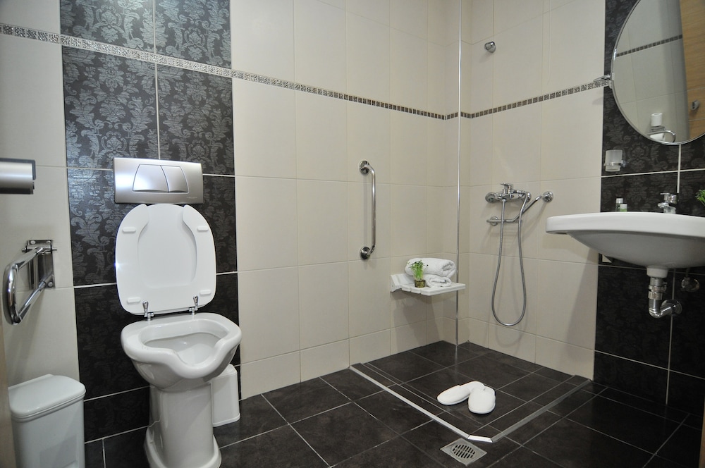 Epavlis Hotel 43/50