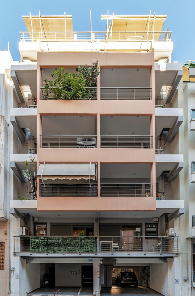 Elvita Apartments 1/50