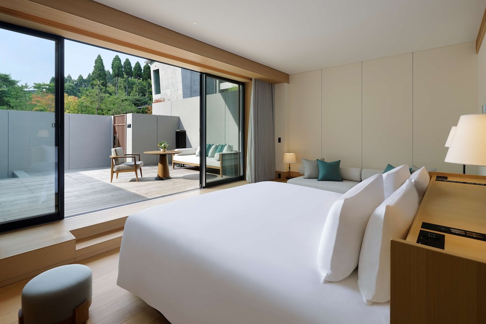 ROKU Kyoto, LXR Hotels & Resorts 14/78