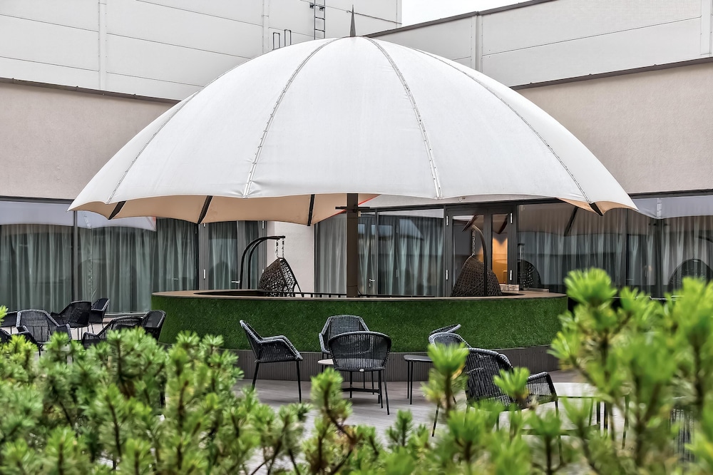 Radisson Hotel Kaunas 68/70