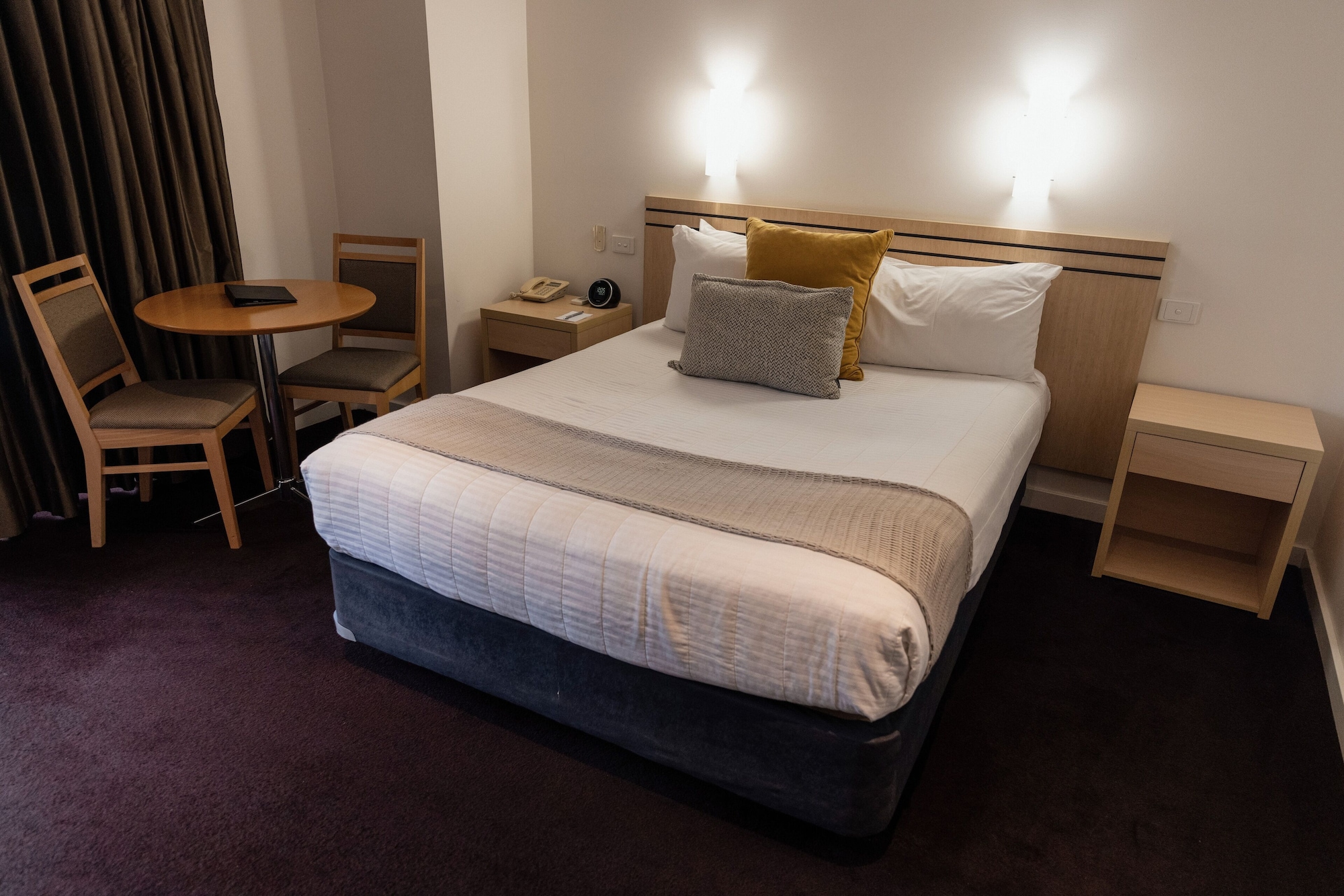 STANDARD, QUEEN BED, ACCESSIBLE
