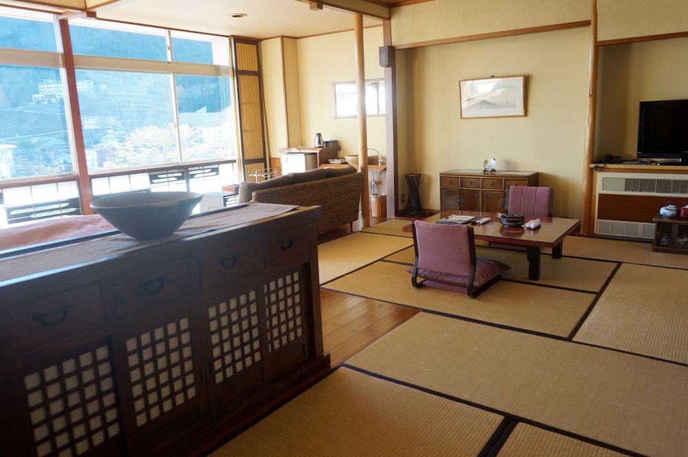Gero Onsen Bosenkan 53/75