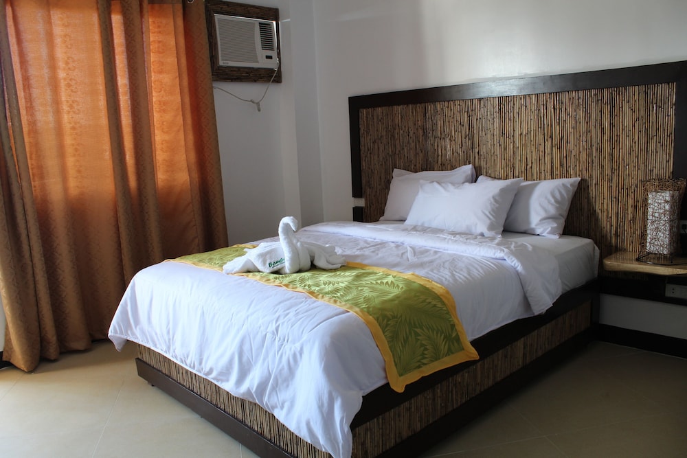 Bamboo Beach Resort Bar And Restaurant 25/66