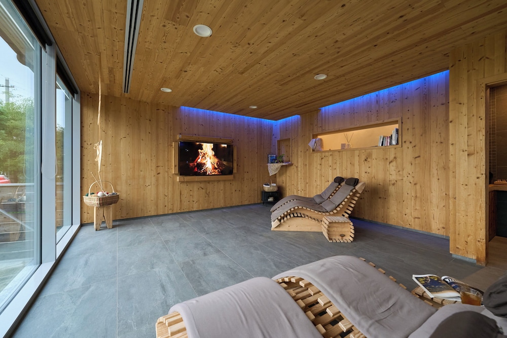 Albergo Moderno 26/50