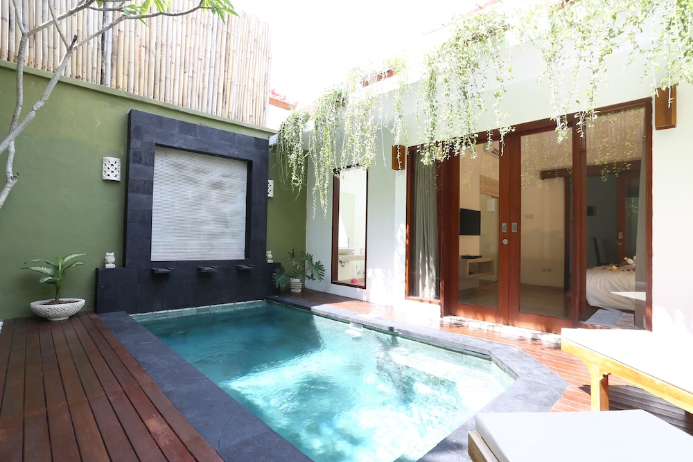The Jas Villas 15/69