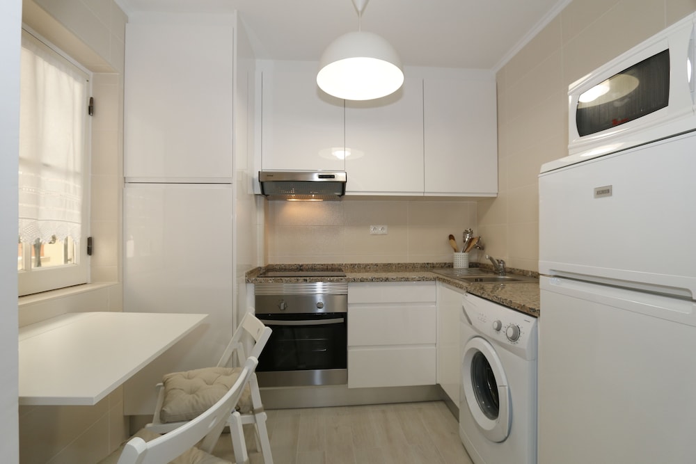APARTAMENTOS THE OLD VILLAGE BY VILLAGE 4U 18/75