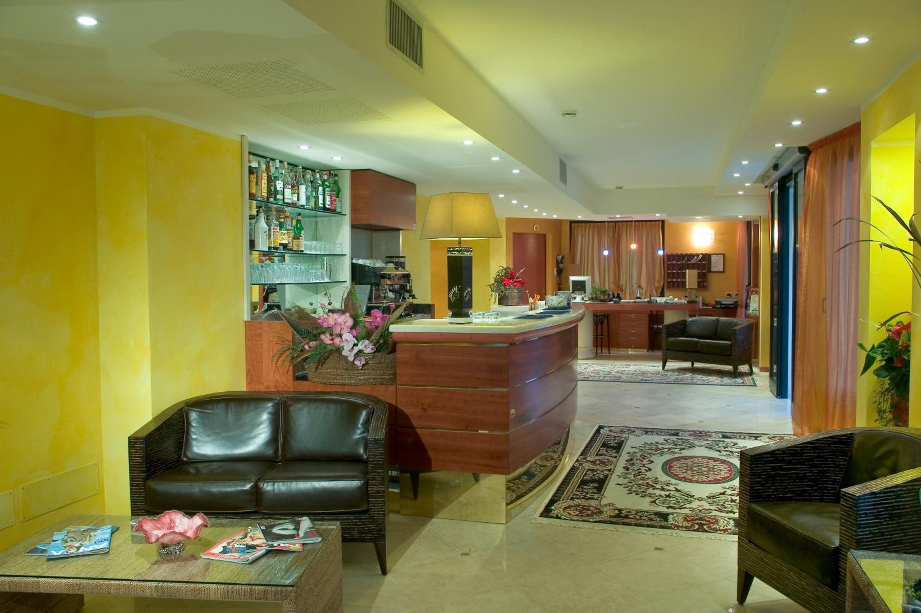Hotel La Rondine 10/50