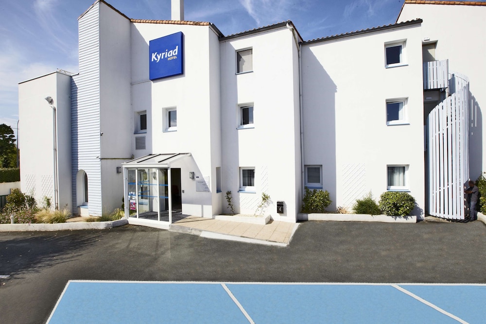 Kyriad La Rochelle Centre 55/62