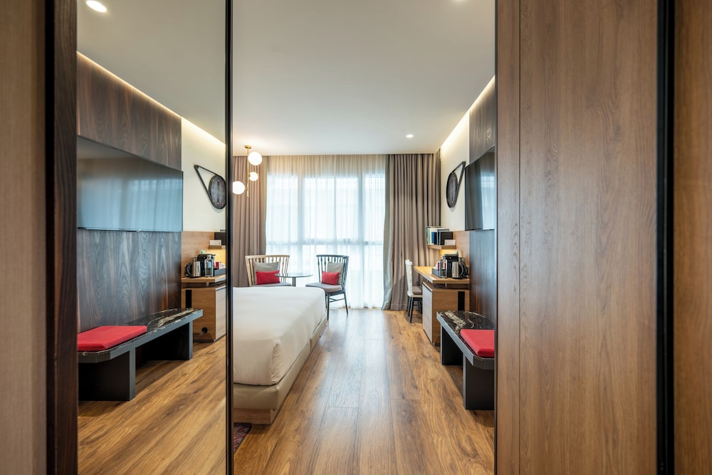 Hyatt Centric Gran Via Madrid 42/72