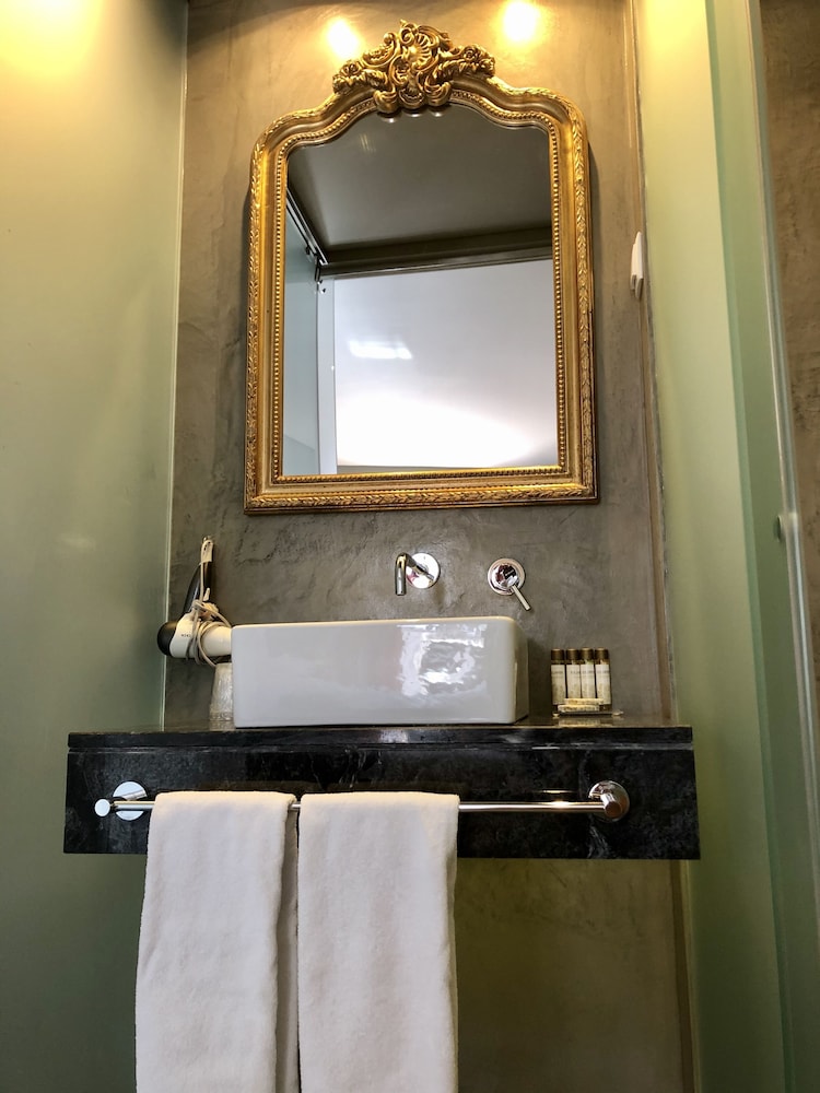 Dalma Old Town Suites 72/72