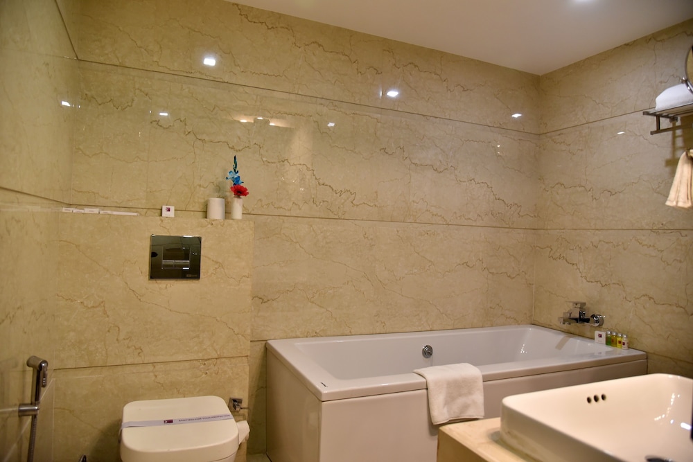 Clarks Inn Suite Gwalior 41/41