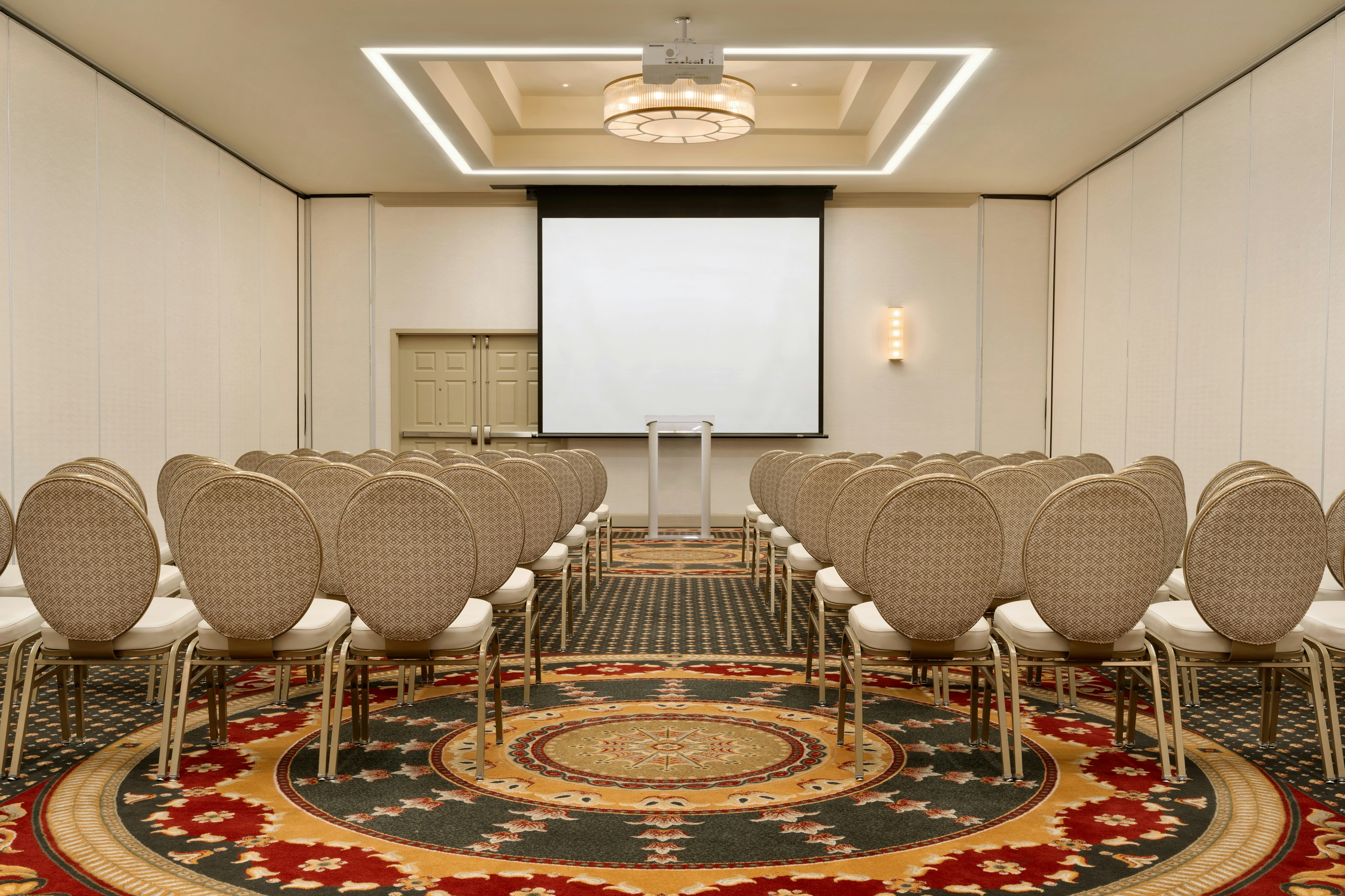 HILTON COLUMBIA CENTER 48/53