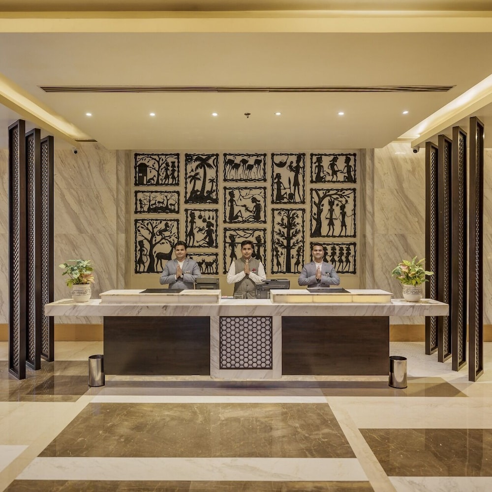 Hotel Sayaji Raipur 12/73