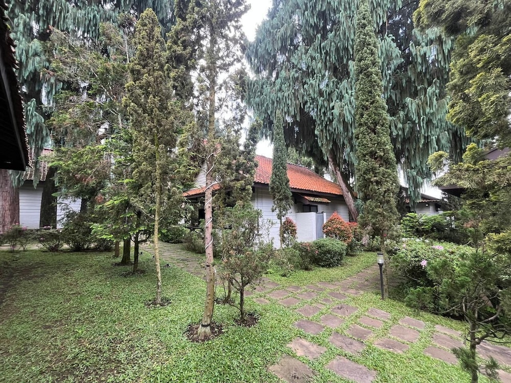 Grand Panorama Lembang 50/55