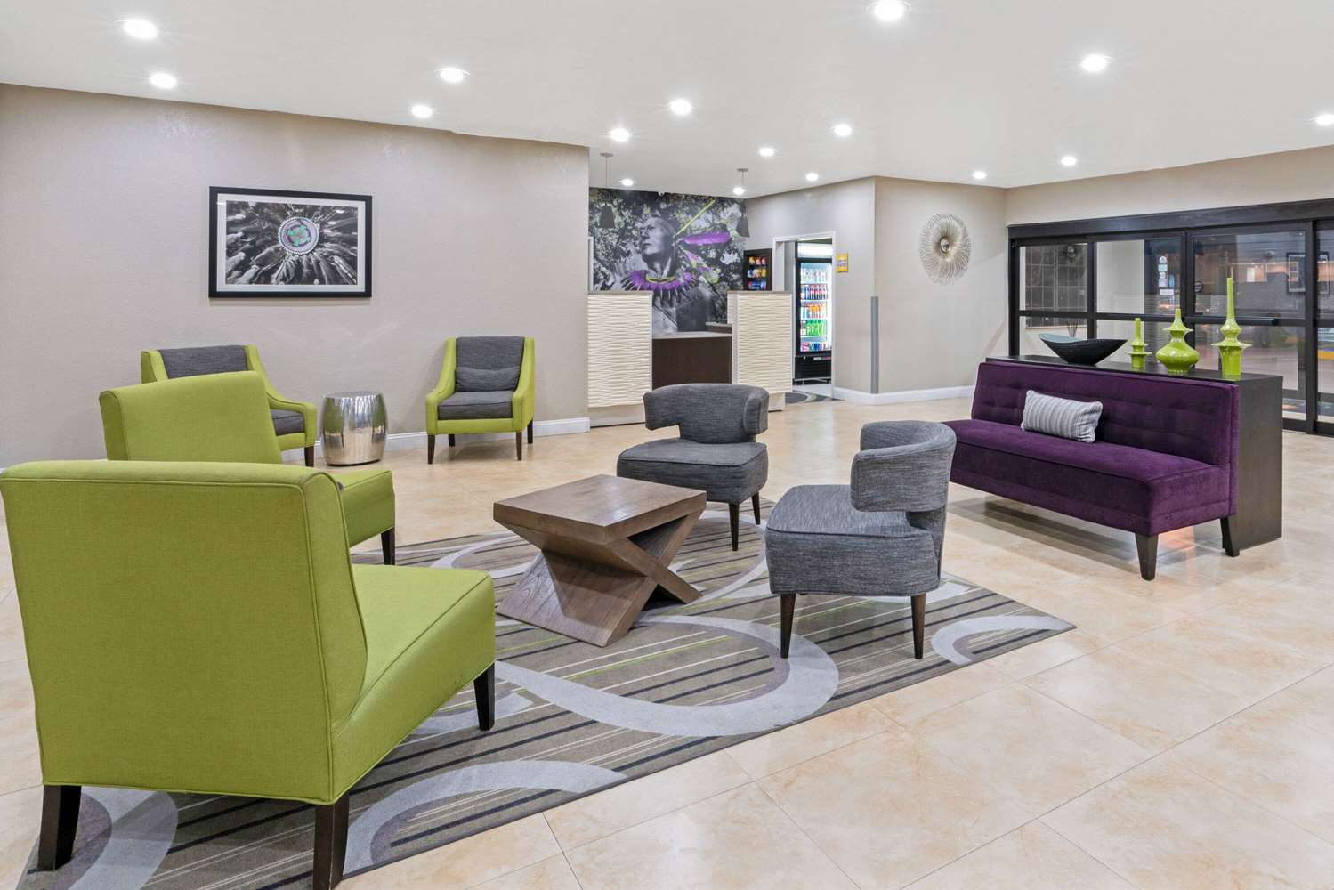 La Quinta Inn & Suites by Wyndham Ada 25/44