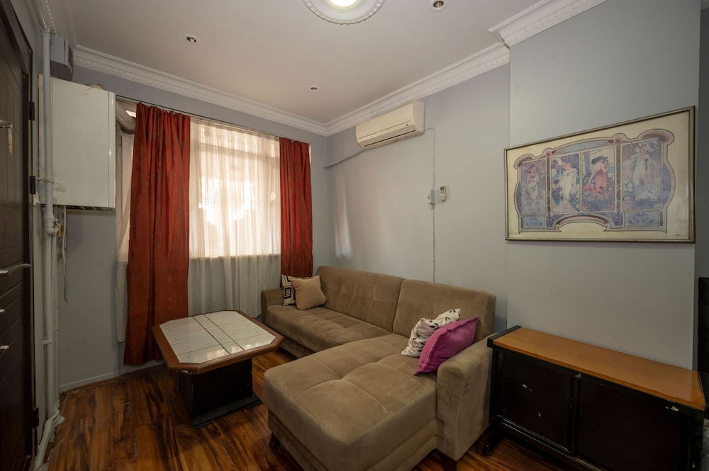 Taksim Suite Ii 17/35