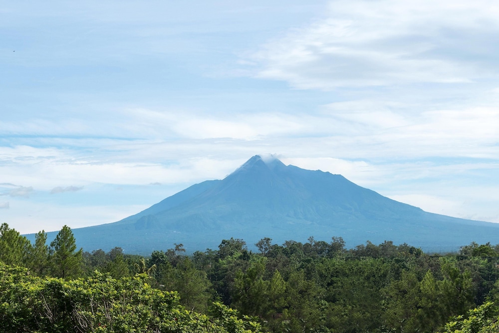 Mustika Yogyakarta Resort & Spa 62/66