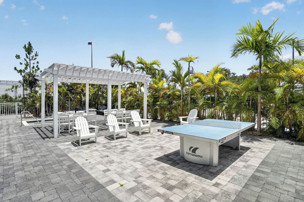 Kompose Hotel Sarasota 41/49
