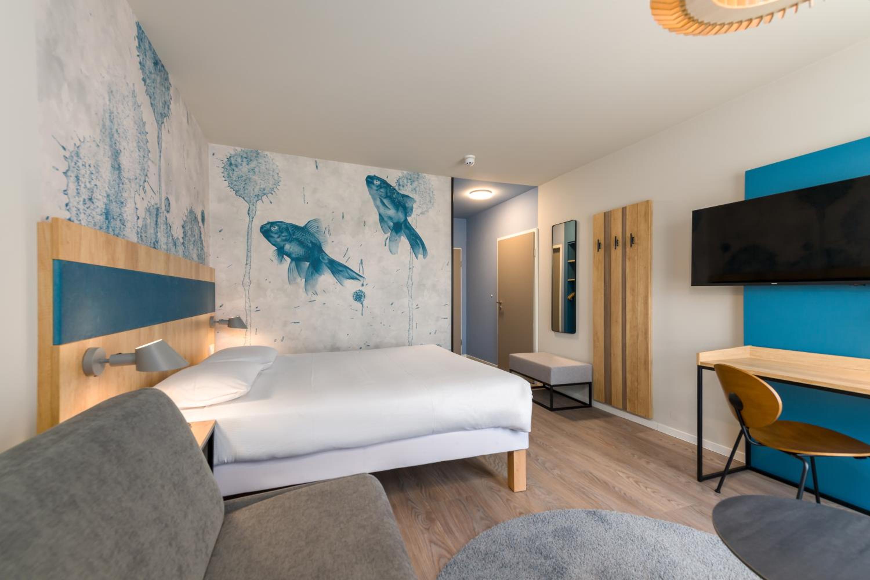 Superior, Family, Double Bed, ibis Styles Regensburg 8/10