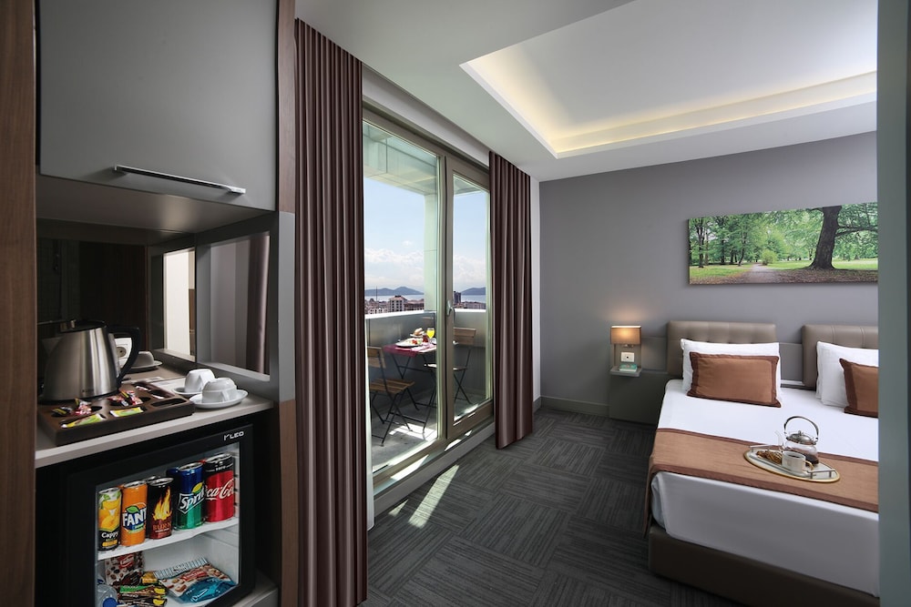 Plus Hotel Bostanci Atasehir 34/63