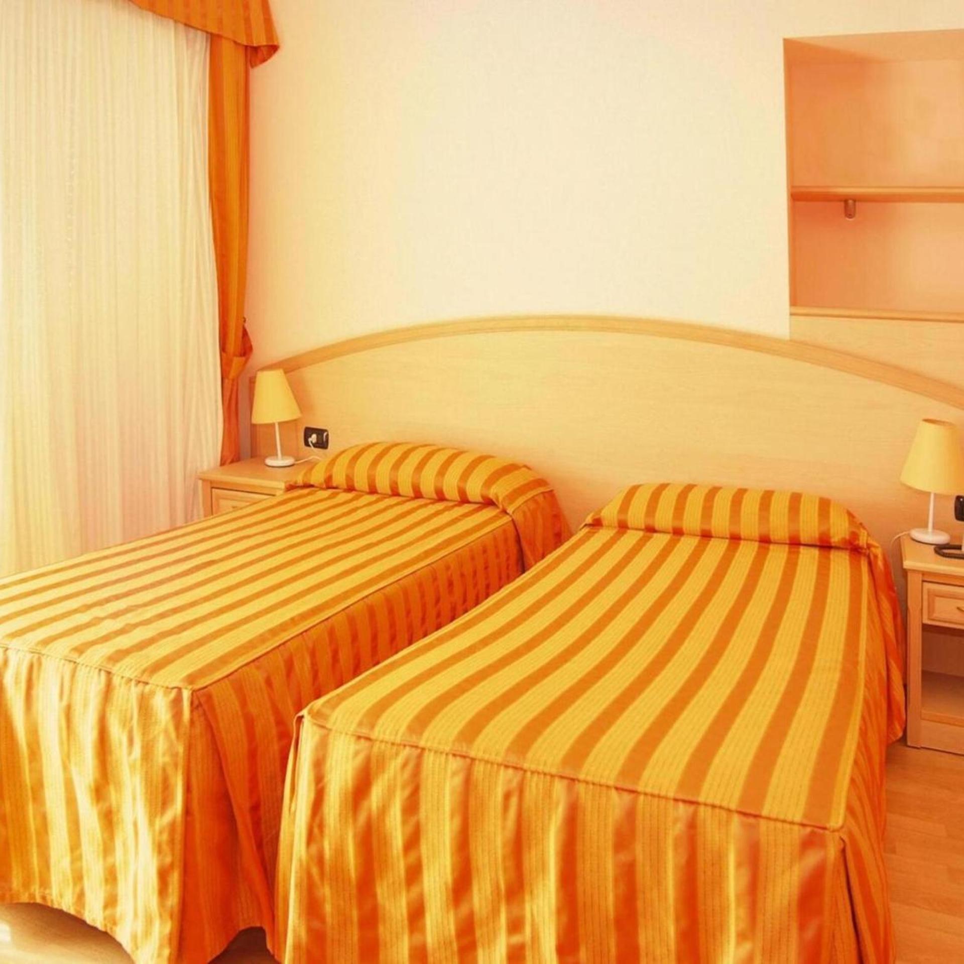 Hotel Residence Dei Fiori 30/50