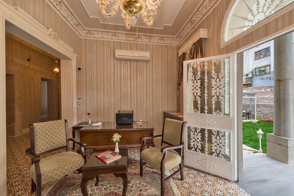 Enderun Hotel Istanbul 37/64
