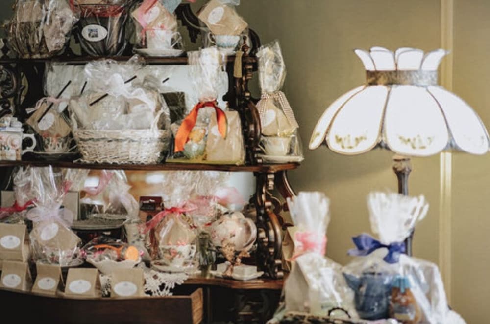 Mathis House, A Victorian Bed & Breakfast and Tea Room at 600 Main 17/50