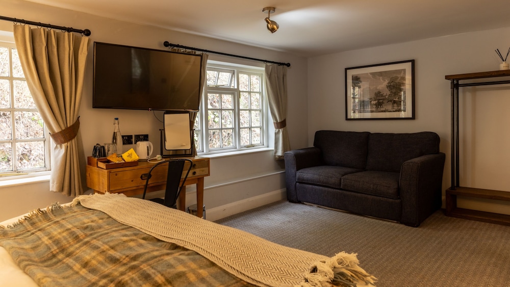 The Exeter Inn 31/51