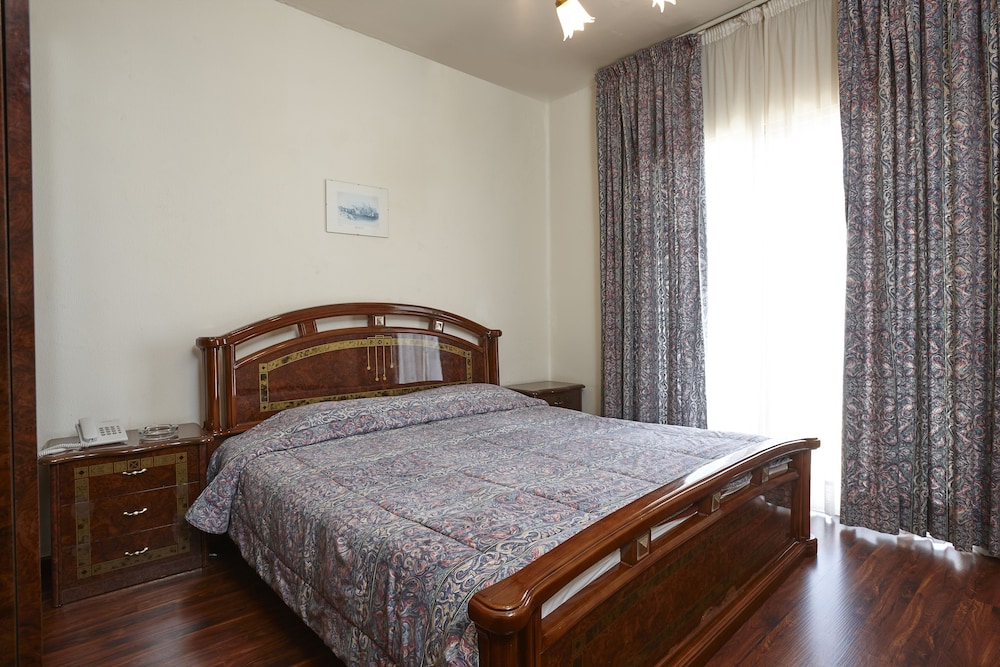 Zoukotel Hotel 19/50