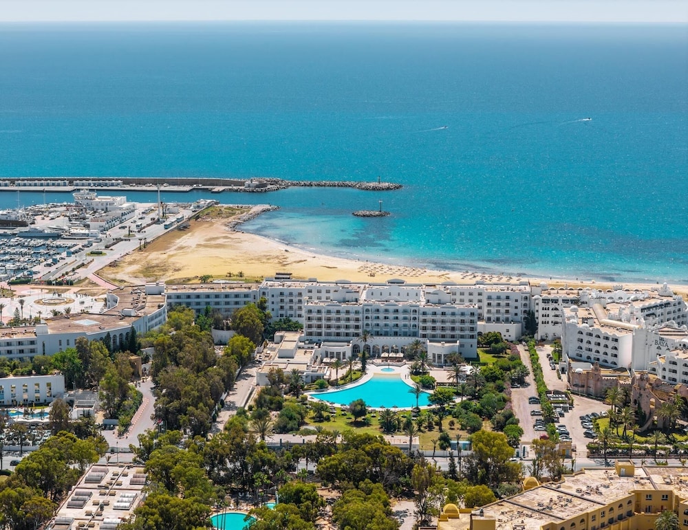 TMK L Atrium Yasmine Hammamet 53/60