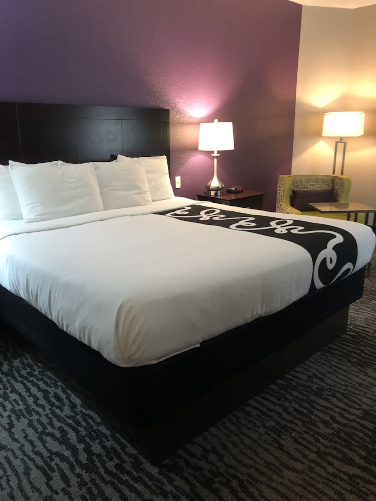 La Quinta Inn & Suites by Wyndham Port Orange / Daytona 20/57