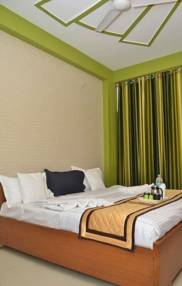 Hotel Europe Plaza 8/23