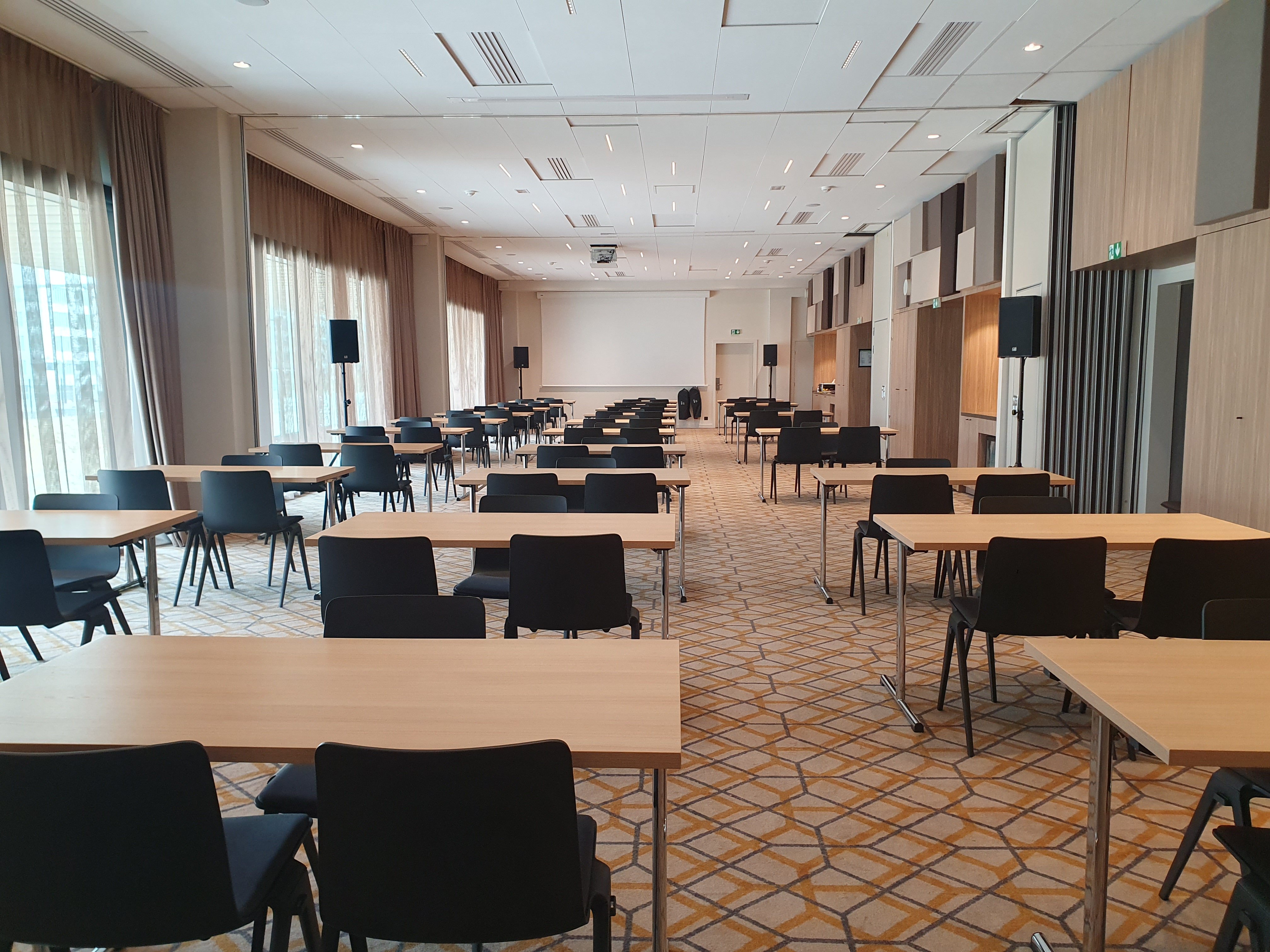 Crowne Plaza Nice - Grand Arenas 61/81