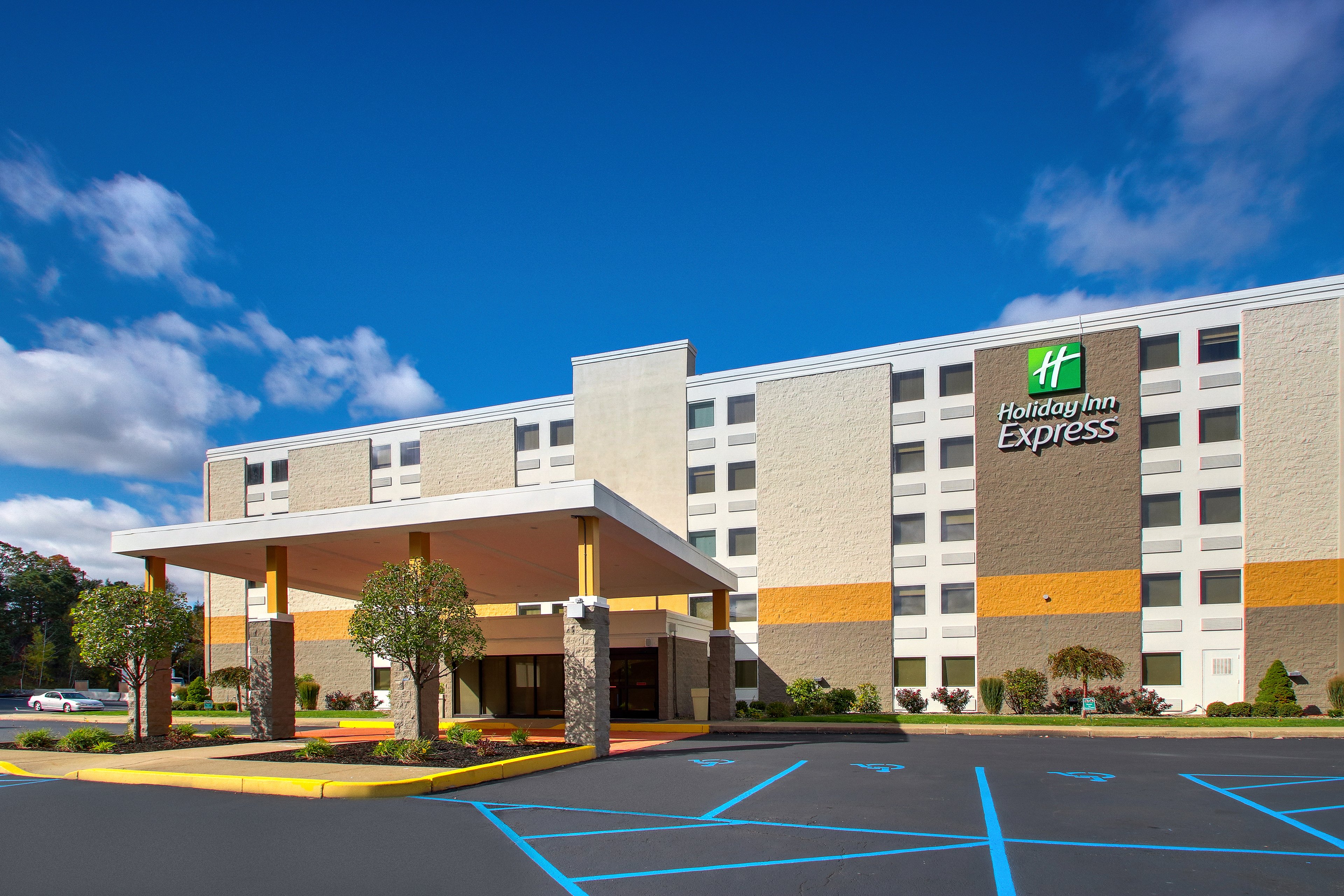 HOLIDAY INN EXPRESS PITTSTON SCRANTON AIRPORT 39/54