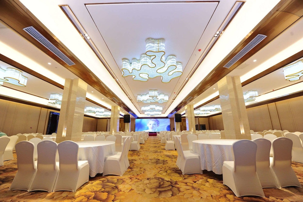 Ramada by Wyndham Taixing 18/31