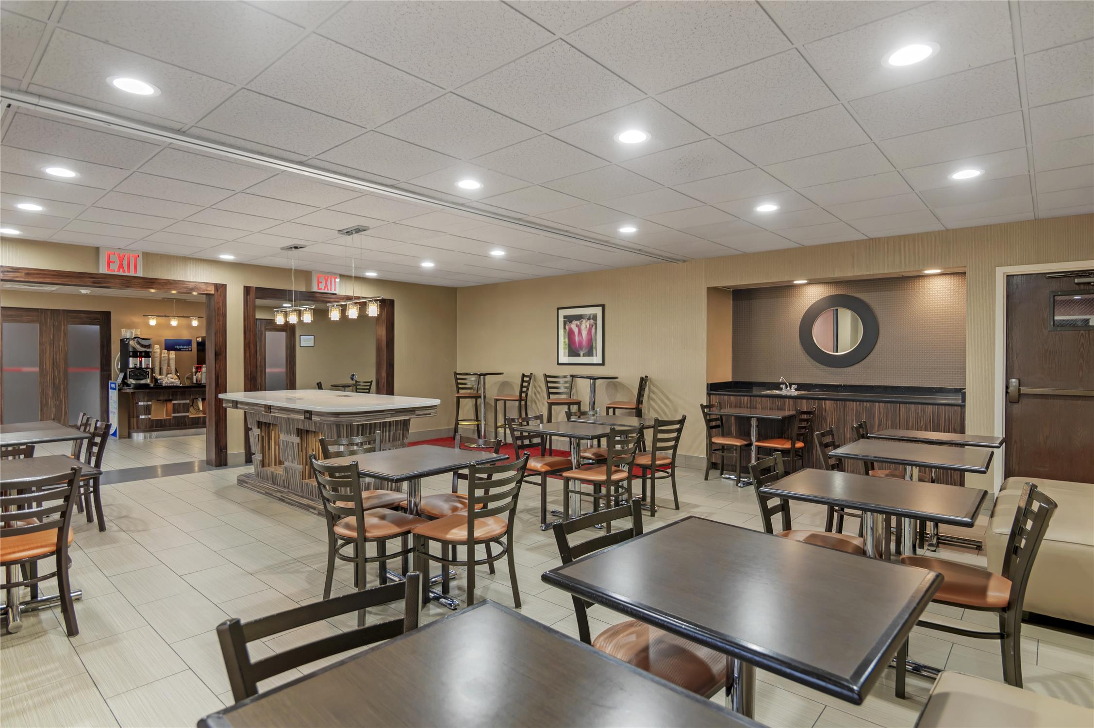 Best Western Suites Near Opryland 40/49