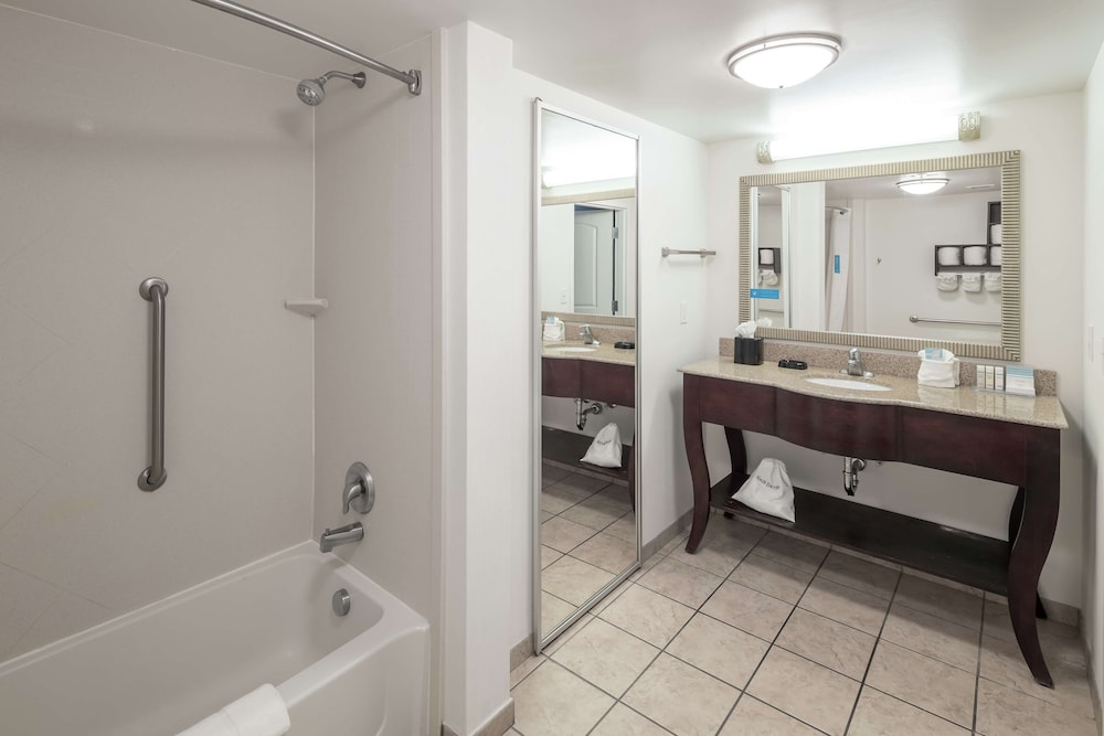 Hampton Inn & Suites Panama City Beach-Pier Park Area 18/49